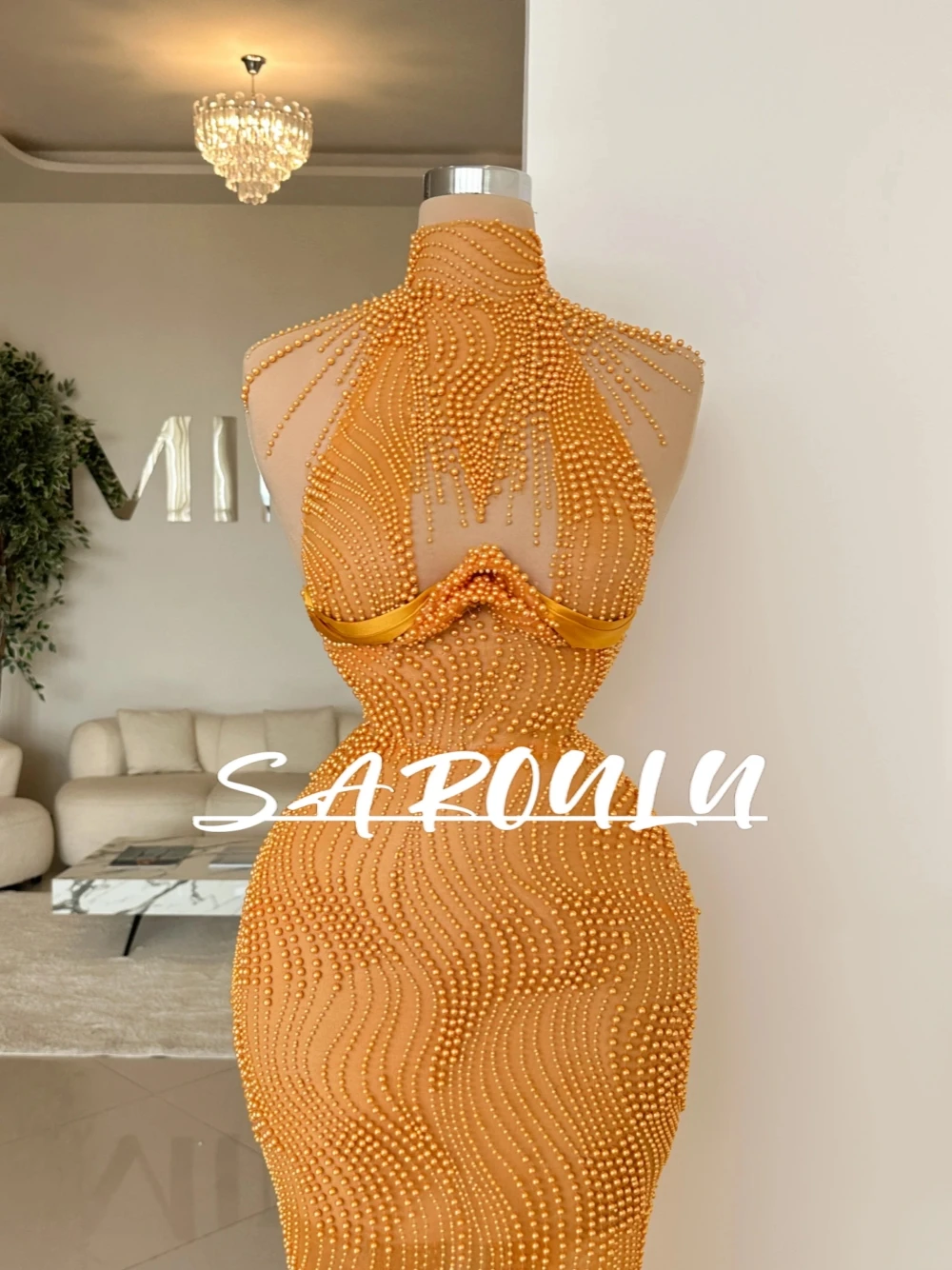 

Pearls Chic High Neck Prom Dress Exquisite Sleeveless Straight Evening Gown For Women Fitted Waist Customized Cocktail Wear
