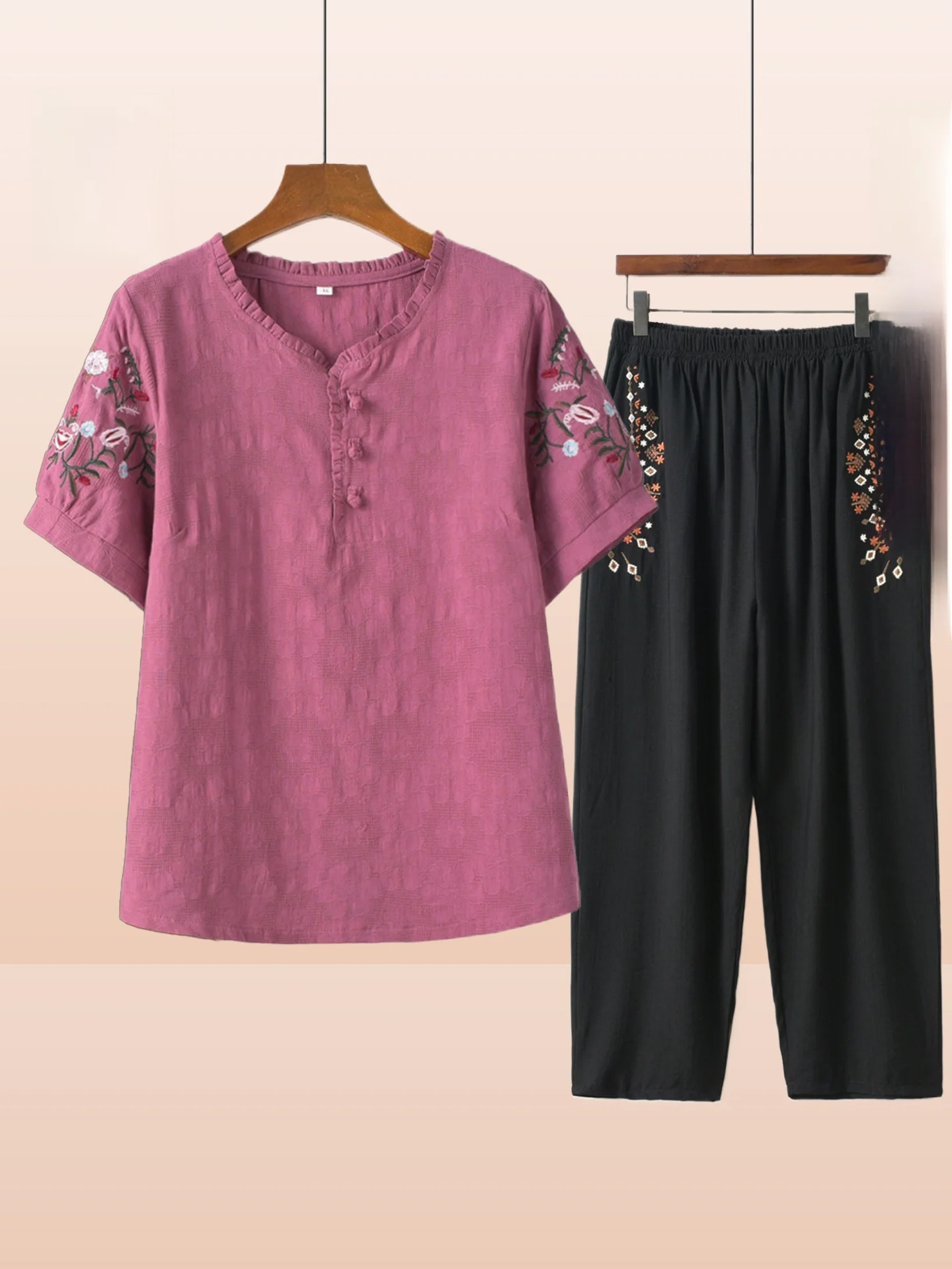 

Летний модный комплект из хлопка и льна с вышивкой для мам: одежда для женщин среднего возраста