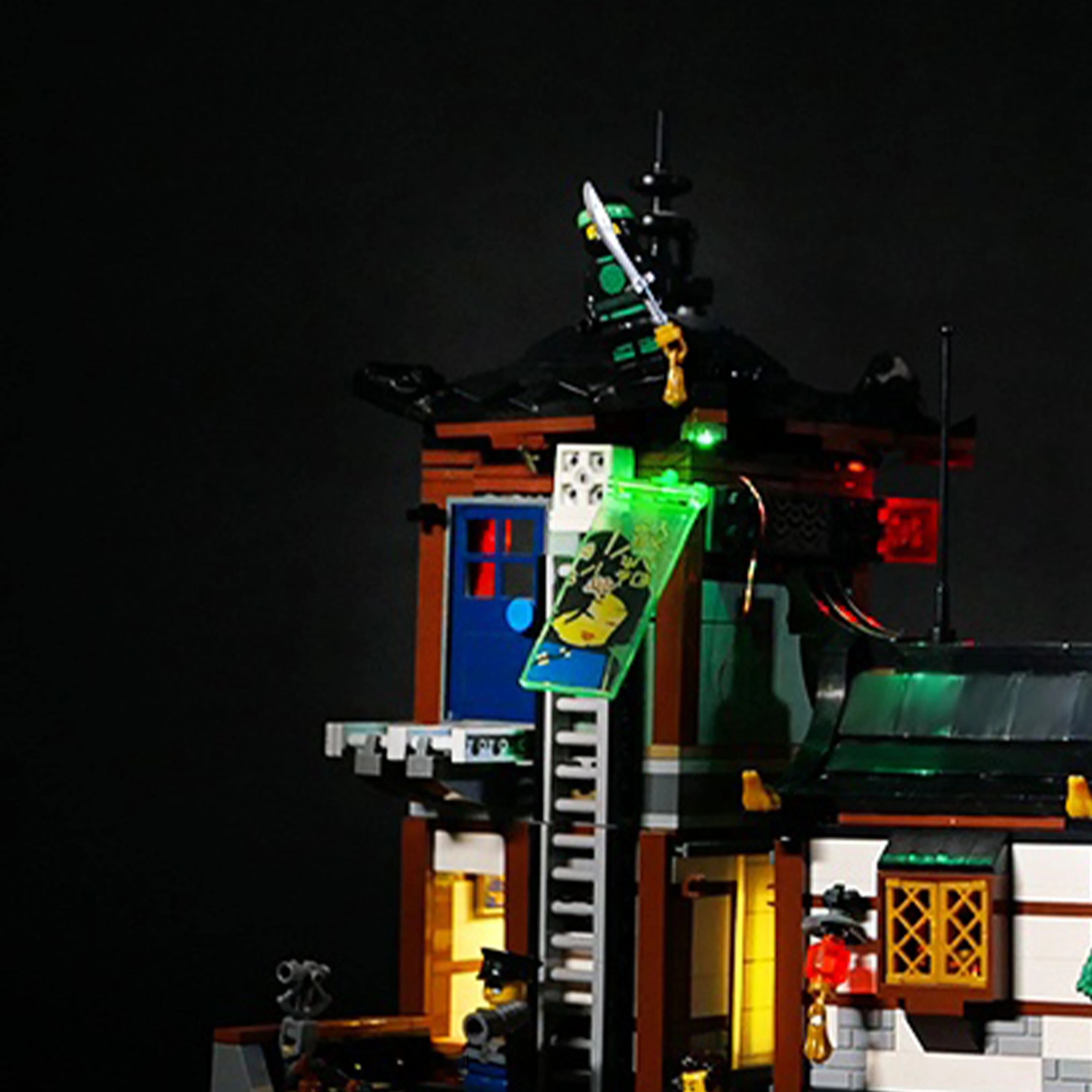 Zestaw oświetlenia LED kompatybilny z modelami klocków 70657 Harbor City Docks, akcesoria do dekoracyjnego oświetlenia (tylko światła)