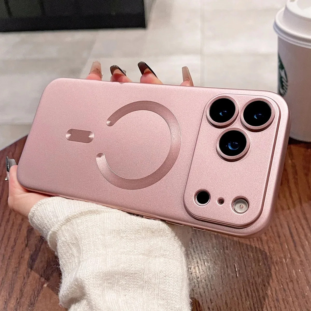 Metallische Magnetische Soft-TPU-Hülle für iPhone 17 Air 16 E 15 14 Plus 13 12 11 Pro Max mit kabellosem Laden und Linsenschutz