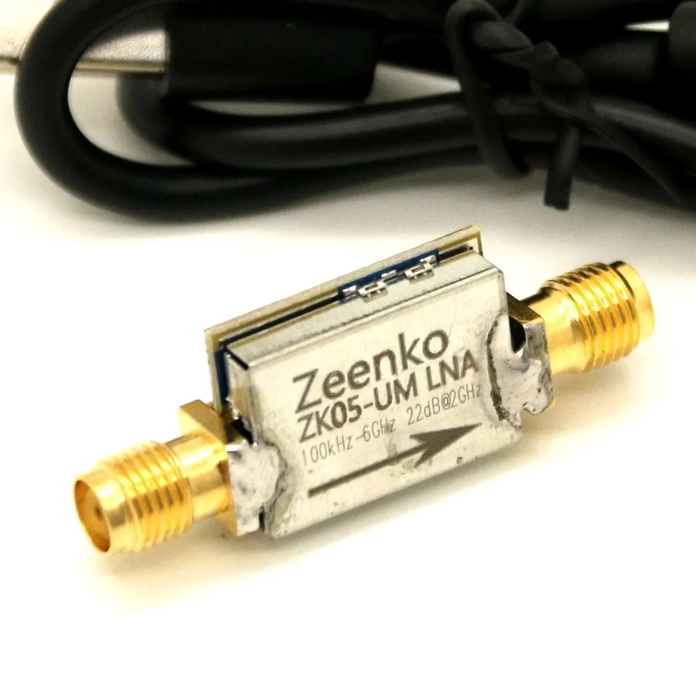 Imagem -02 - Zeenko um Série Amplificador de Baixo Ruído 100khz4ghz 6ghz 10ghz Interface Usb tipo c 20db Módulo Pré-amplificador de Potência Lna rf de Alto Ganho