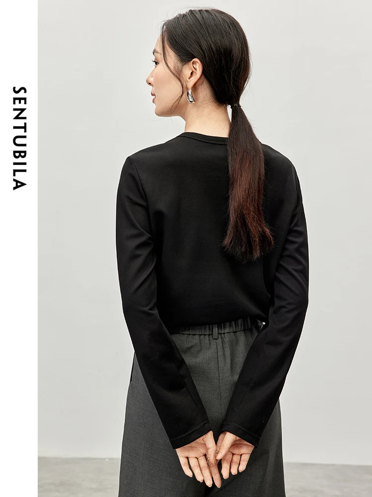 SENTUBILA Cotton Black T-Shirt Women 2025 Autumn Casual Round-Neck Long Sleeve Tops Korean Style Women's Clothing 143T55922