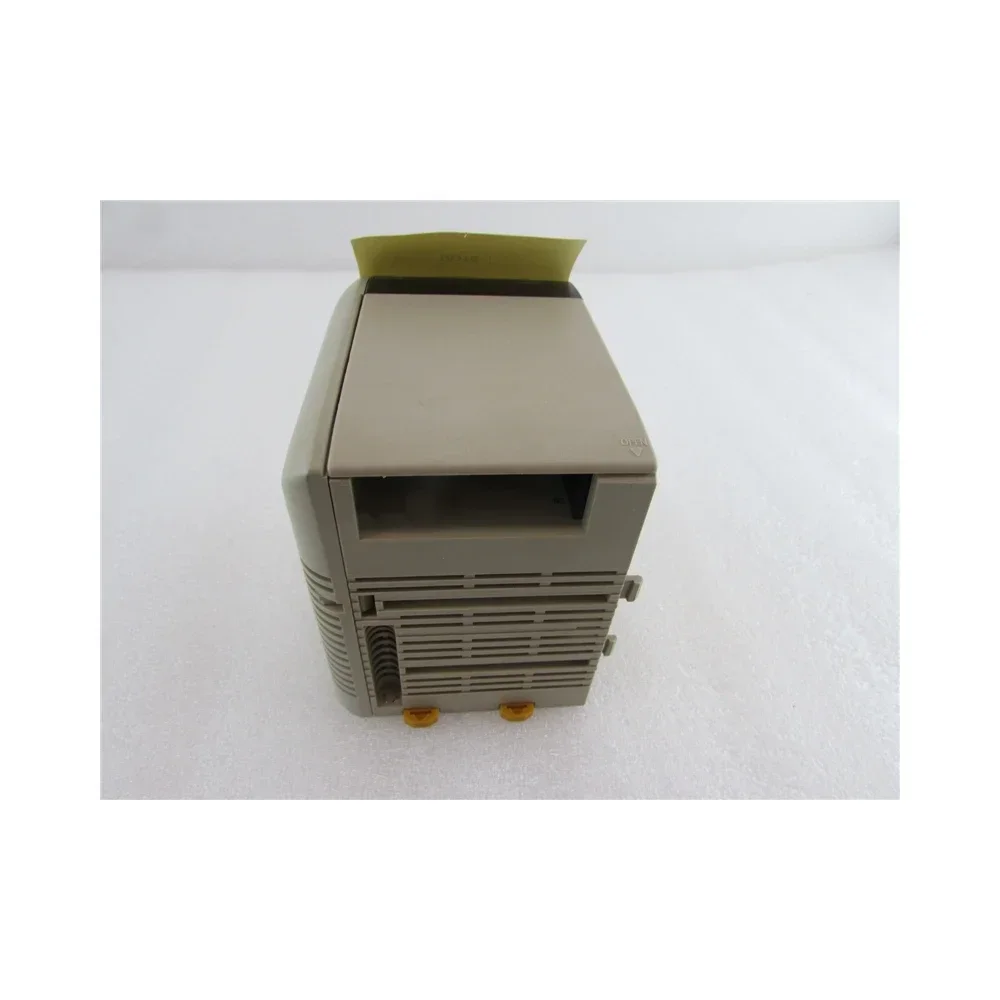 

применяется небольшой ПЛК C200H-TS101