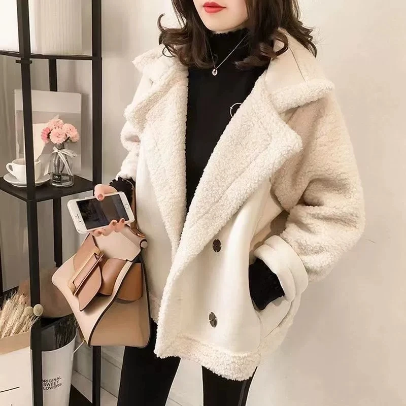 

Women Autumn Winter Lambs wool Jacket 2025 New Women Outwear Lambswool Thickened Fur Integrated Motorcycle Jacket Women Fur Coat