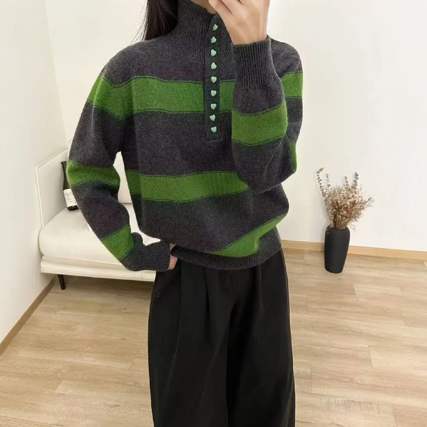 Winter ladies thick stripes turtle neck women's autumn and winter high sense explosions bottoming sweater