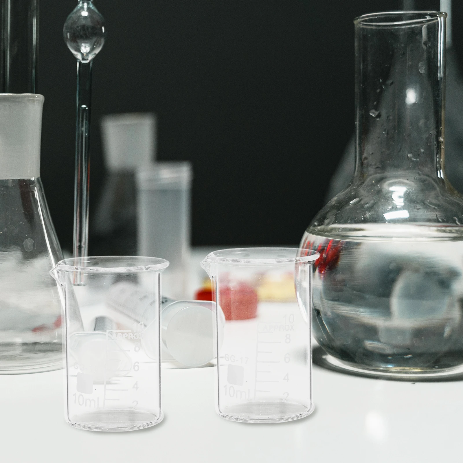 

6Pcs Heat Resistant Glass Beakers Set Measuring Graduated Cups for Lab Kitchen Epoxy Paint Solvent Measurement Laboratory Use