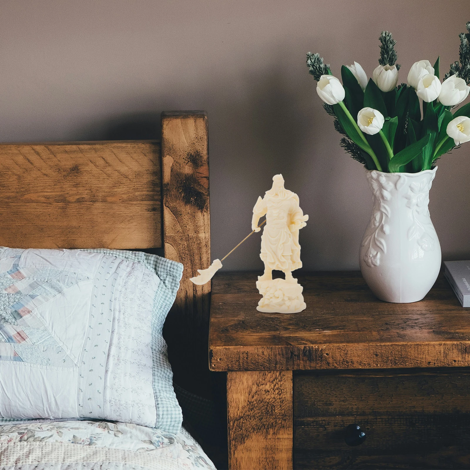 

Retro Style Guan Desktop Decor ABS Craft Compact Chinese Office Home Ornament Small Plastic Art Adornment Guan Gong Statue