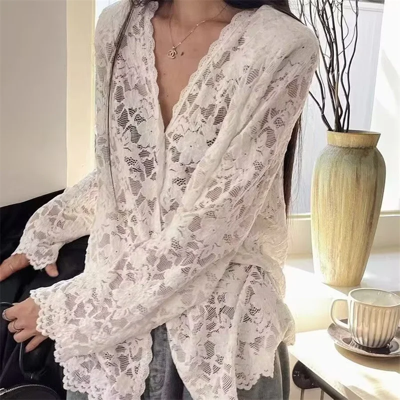 

Рубашки и блузки Fashion Sense с v-образным вырезом и длинными рукавами, кружевная рубашка, женская нижняя рубашка весны 2025 года.