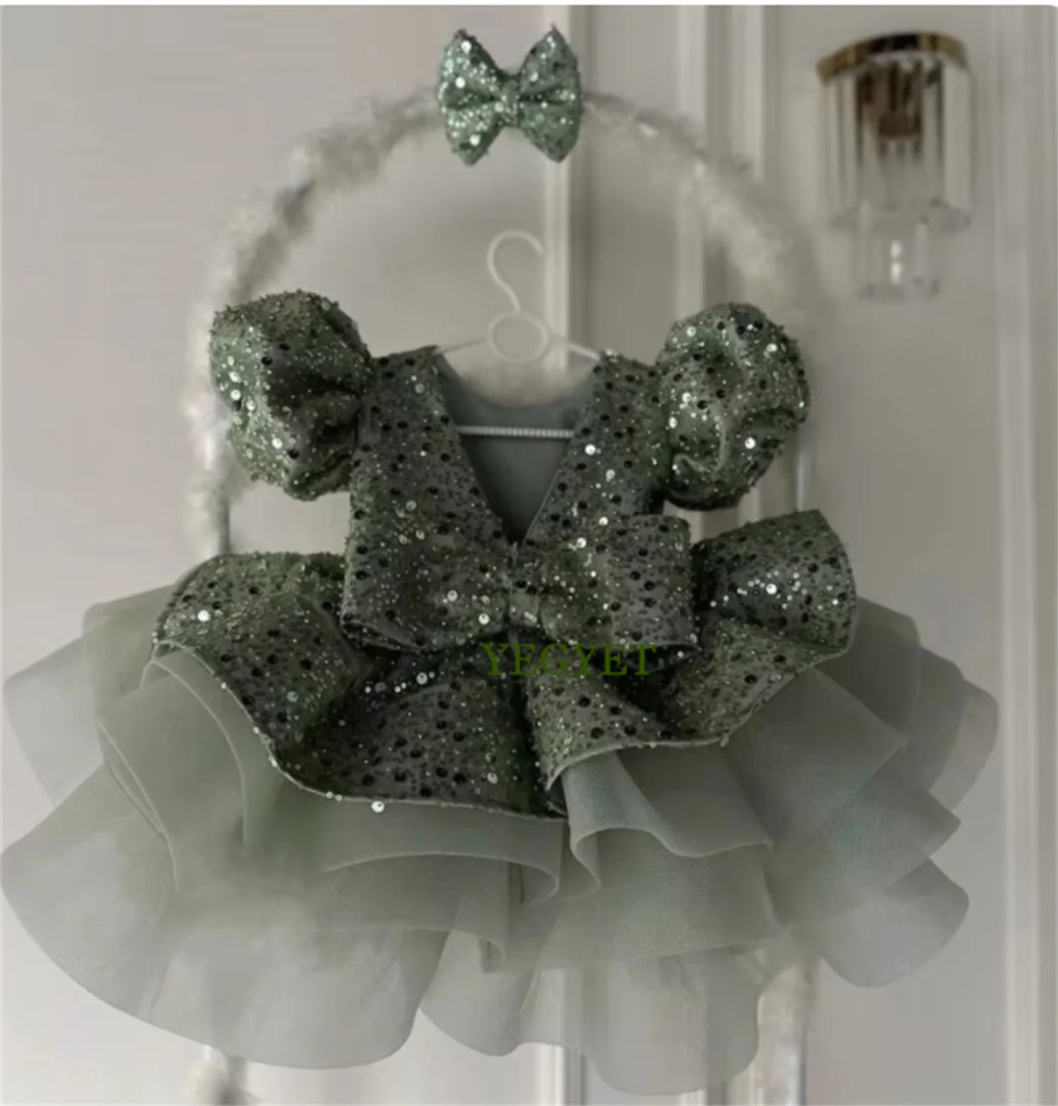 abiti-da-ragazza-in-organza-a-strati-verdi-a-maniche-corte-personalizzati-abiti-da-principessa-per-ragazze-con-paillettes-glitterate-per-bambini-g-di-lusso