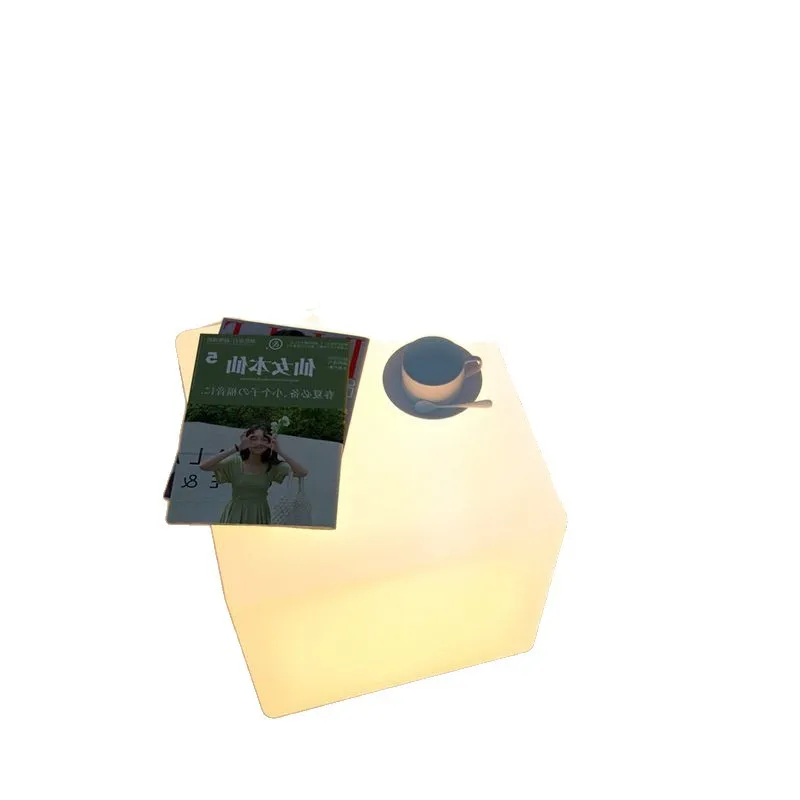 

Light luxury Nordic floor lamp minimalist square fashion Italian bedside French desk lamp living room sofa corner small coffee t