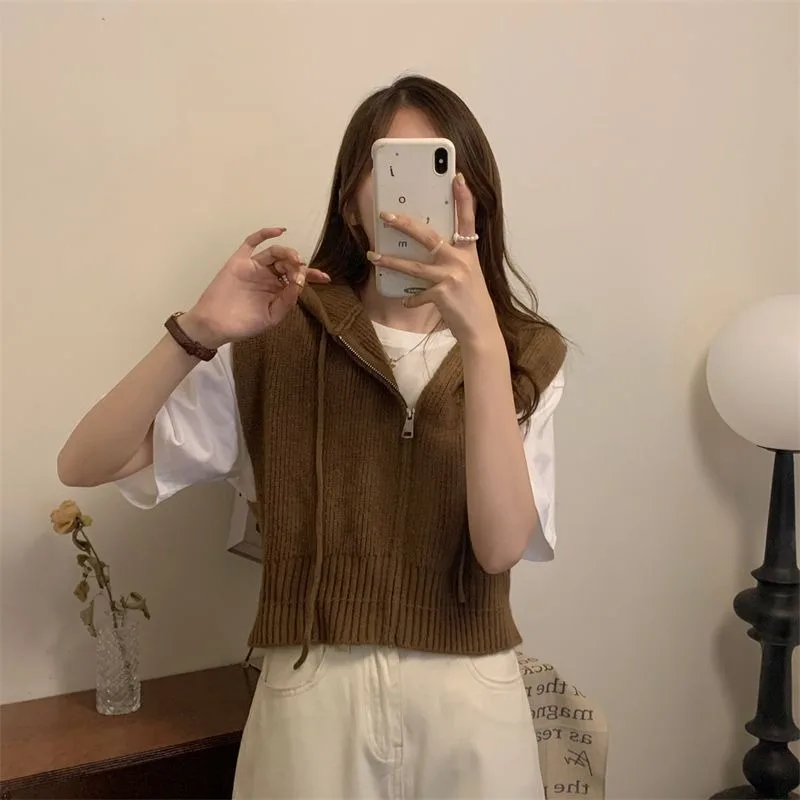 Hooded sleeveless early autumn vest women\'s sweater new loose drawstring short zipper design knitted top