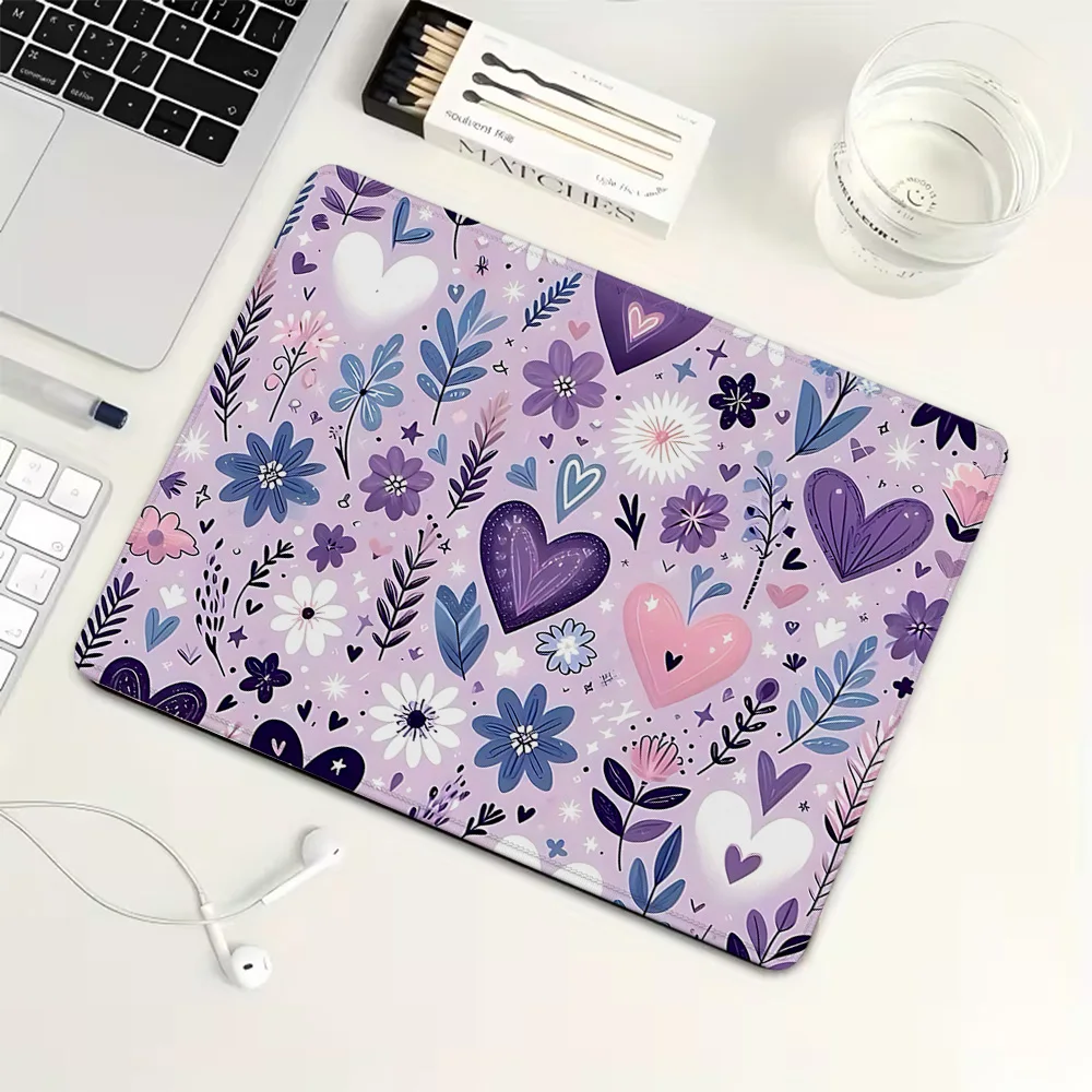 

Purple heart flower Small Mouse Pad Rubber Gaming Mouse Pad Mechanical Keyboard Mat PC Gaming Accessories Computer Desk Pad