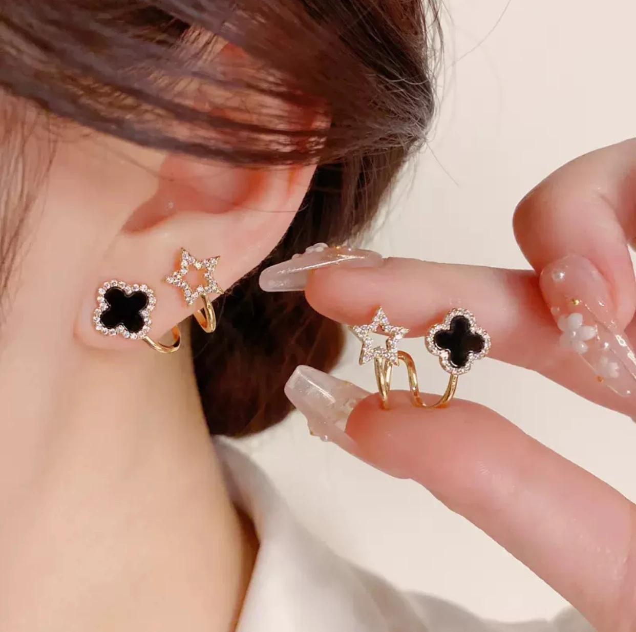 

1.6*1.4cm Luxury fashion simple micro-set zircon earrings for women, exquisite, versatile, high-end design earrings