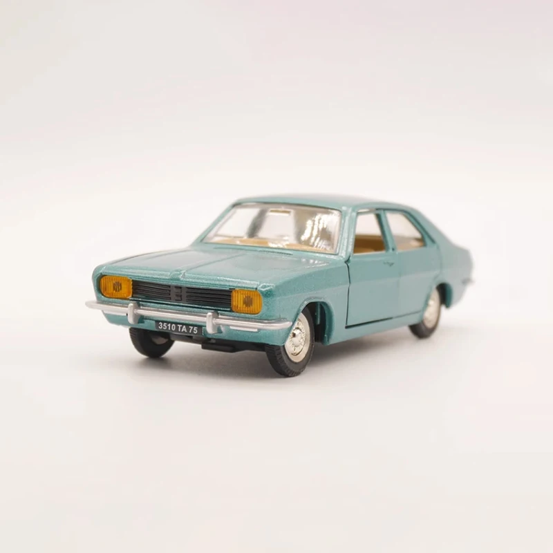 DINKY TOYS Diecast 1:43 Scale SIMCA 1800 Alloy Retro Car Model Finished Product Collection Static Model Ornament Display