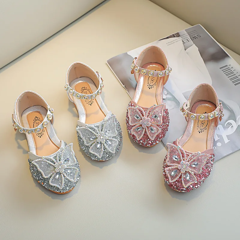Summer Kids Bow Sandals Children Closed-Toe Rhinestone Princess Shoes Girls Soft-Soled Stage Performance PU Leather Shoes Casual