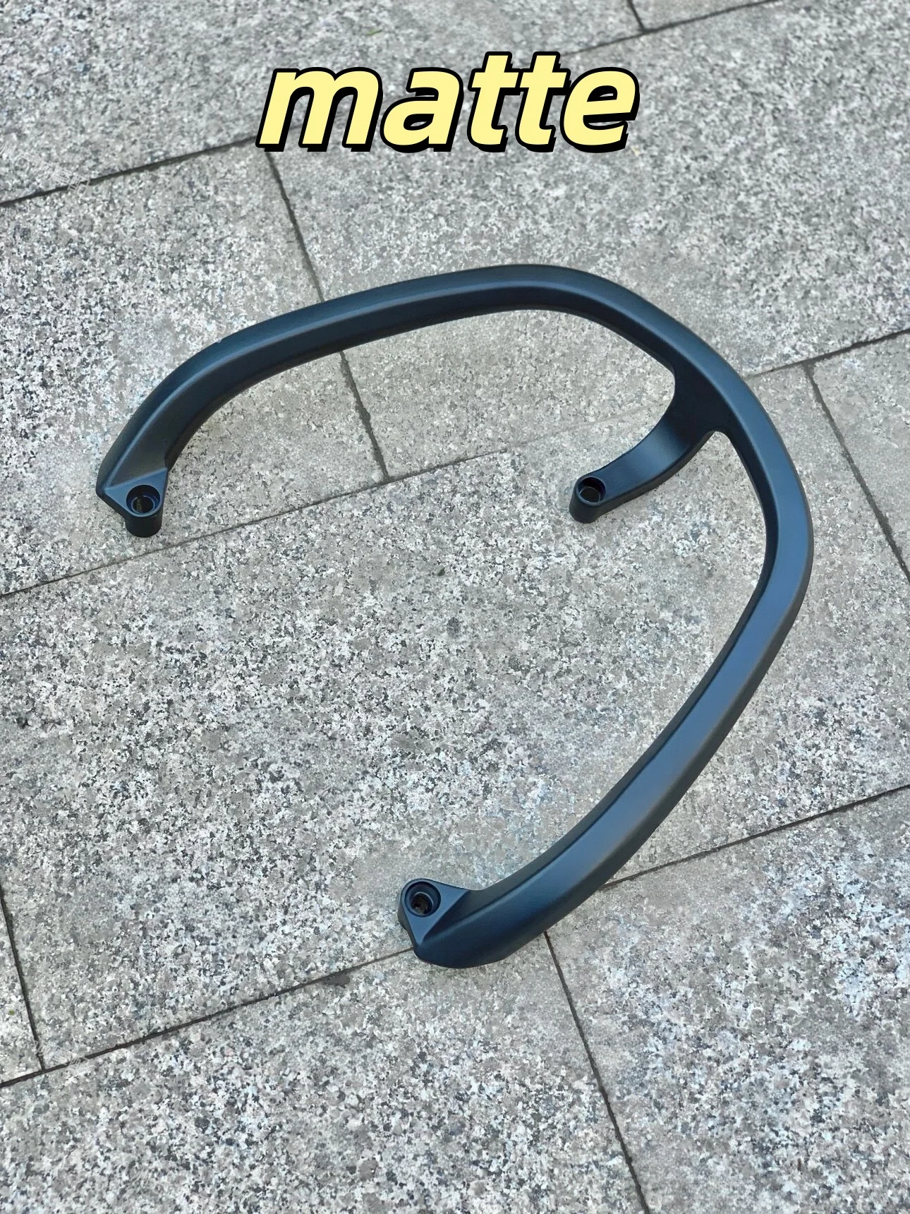 For SYM Fiddle 150: Modified rear rack/grab rail/cargo rack (black plastic, Taiwan DX158 universal fit).