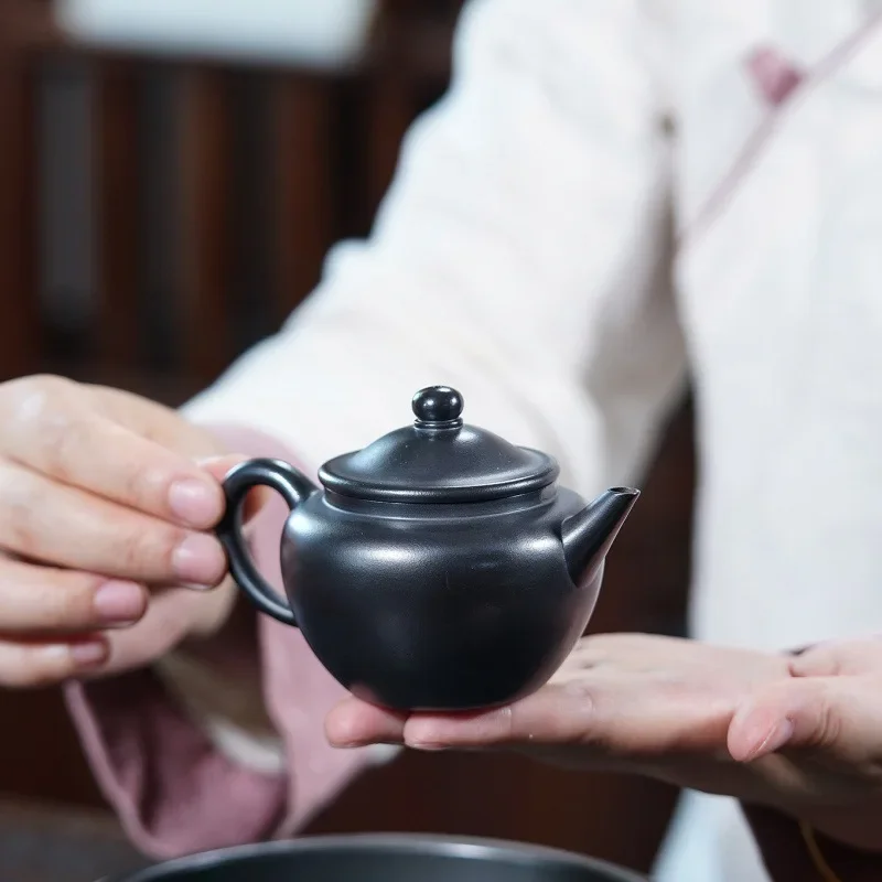 Yixing Handmade Zisha Teapot Raw Ore Stone Yellow Clay Limao Shuiping Style Pot Master Crafted Kung Fu Tea Pot Chinese Tea Set