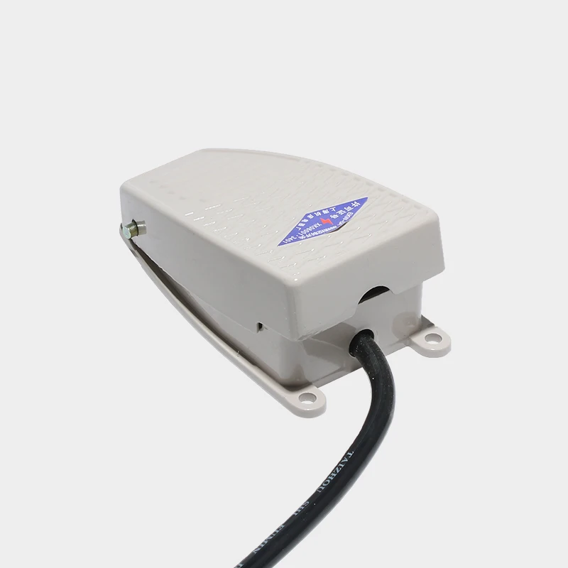 

EKW-5A-B Ножной переключатель EKW5A-B 380 В 15 А Педаль включения Металлический алюминиевый корпус Педаль Ремень Контроль пищевых продуктов для аппарата точечной сварки Сварщик