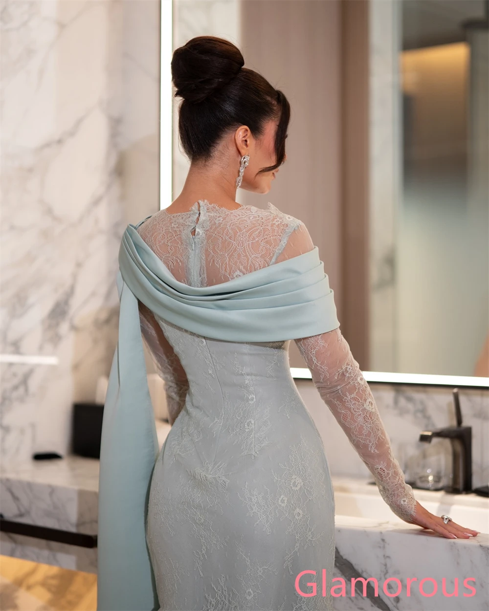 Aangepaste hoge kwaliteit blauwe satijnen avondjurk O-hals lange mouwen celebrity jassen homecoming jurk kant temperament modern