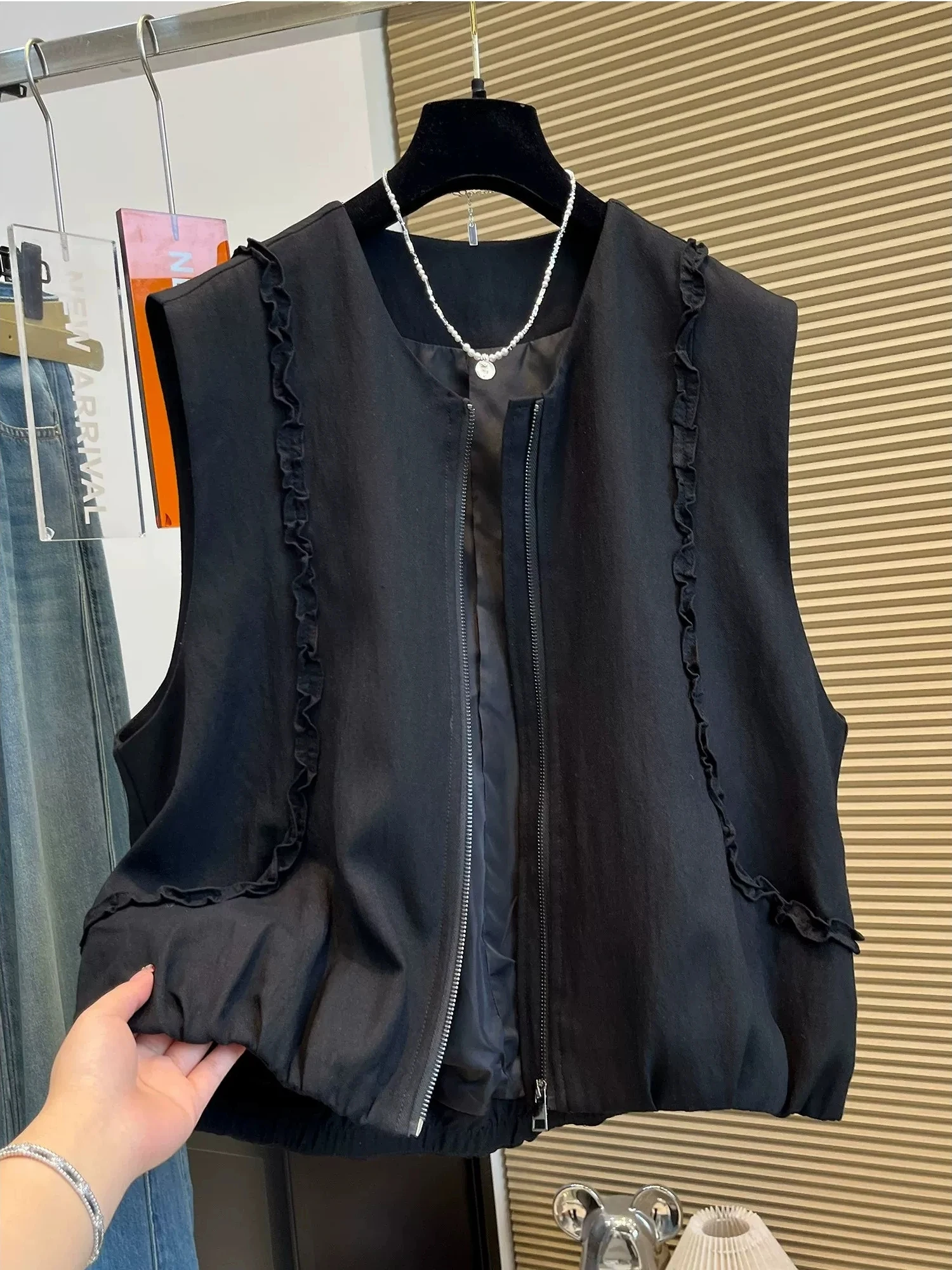 Korean Style Wooden  Folded Short Jacket Women's Autumn Fashion Layered Zipper Sleeveless Shoulder Pad Vest Trendy