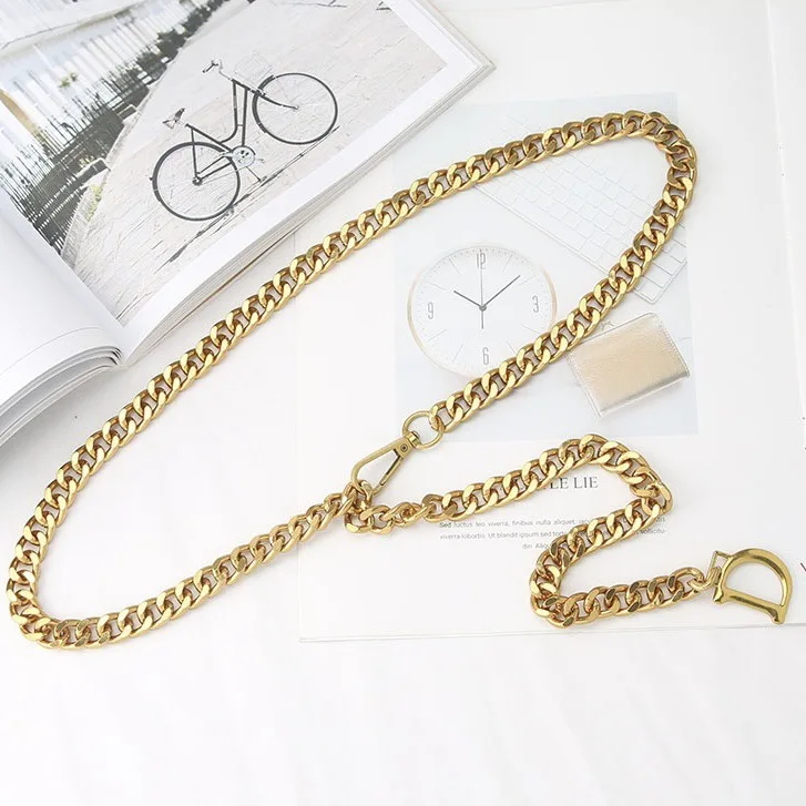 

Fashionable and versatile metal letter D waist chain, antique metal small fragrance chain paired with jeans and dress
