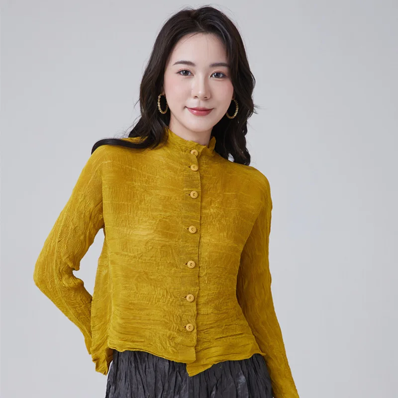 Solid Color Cardigan Lightweight UV Protection Long-sleeved Jacket Miyake Summer Solid Color Retro Pleated Versatile Top 2025