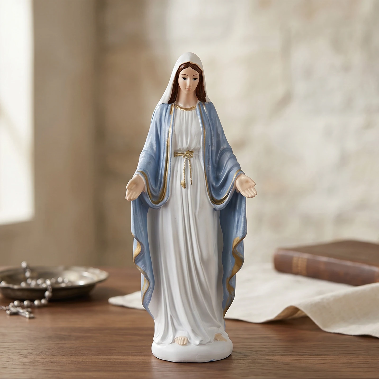 Resin Virgin Mary Statue Decorative Blessed Mother Catholic Religious Statue for Christian Prayer Altar Gift Home Decor