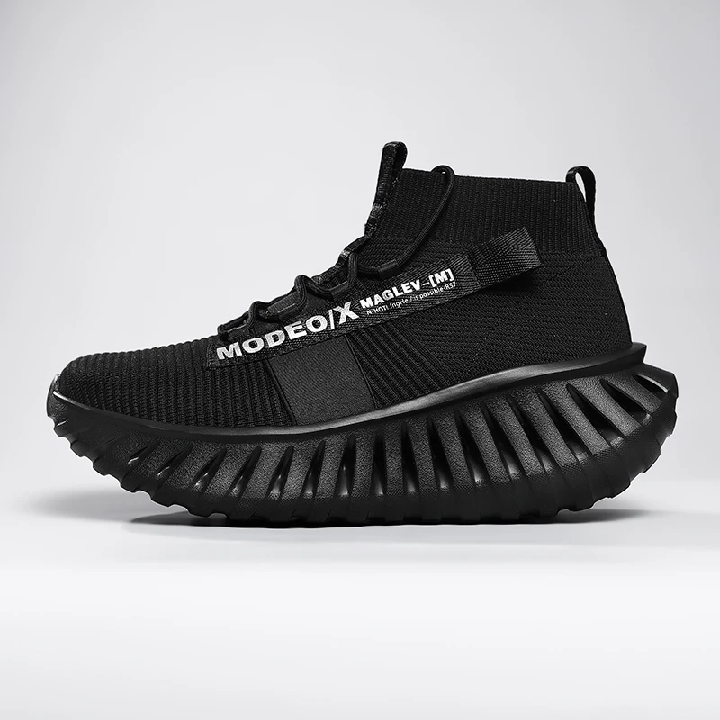 

Winter men's comfortable sports shoes with waterproof and non slip leather surface, outdoor running men's shoes, wear-resistant