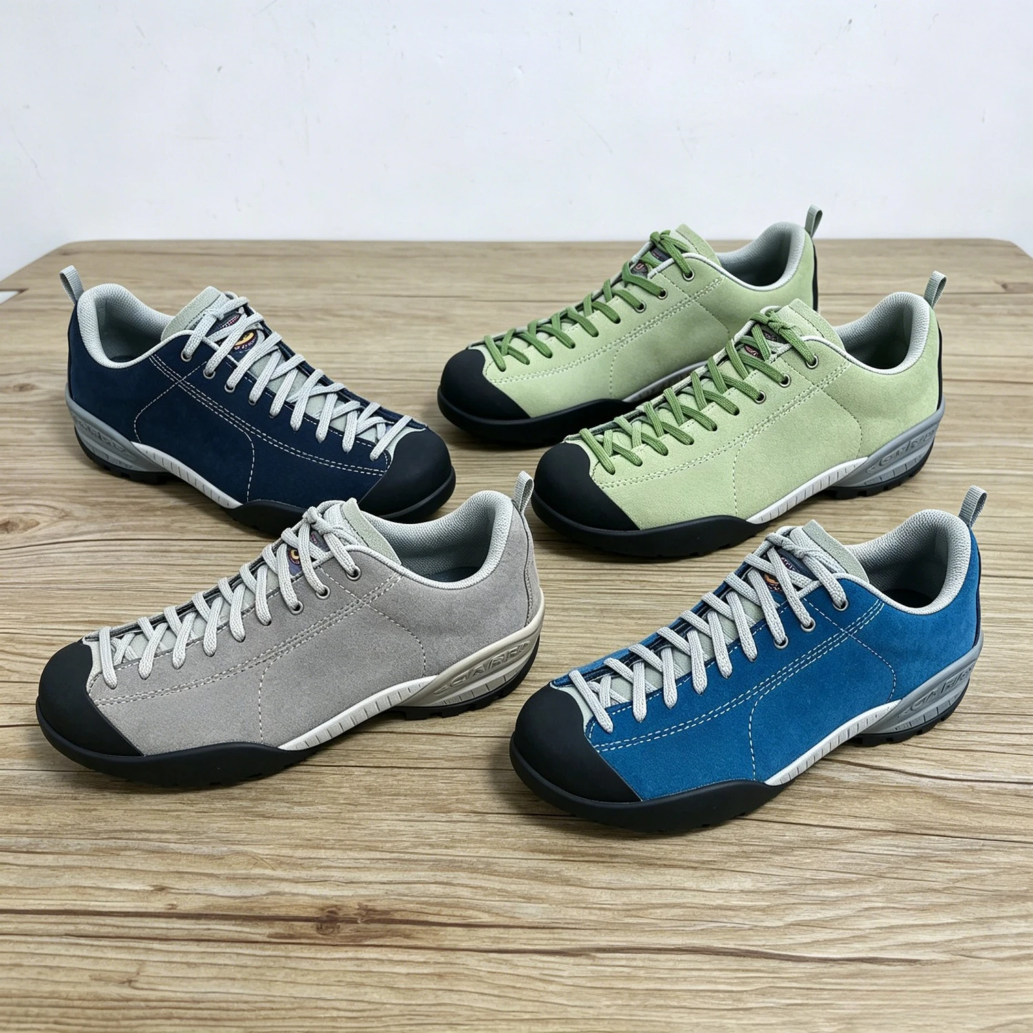High Quality New Non Slip And Outdoor Running Shoes Wear Resistant British Comfortable Tooling Shoes Low Top Hiking Shoes