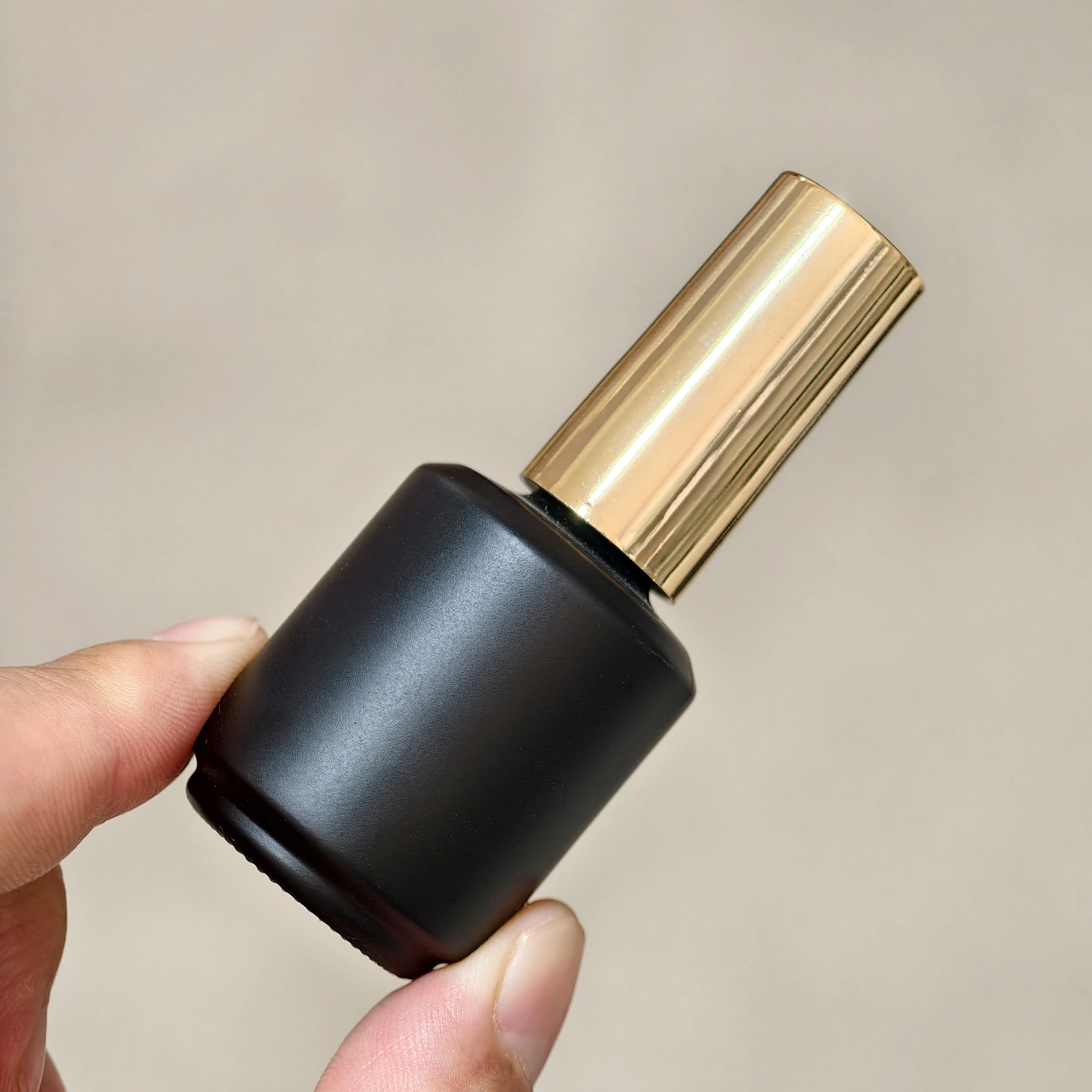 150 Uds. Botella vacía de esmalte de uñas negro de 15ml y cepillo pequeño contenedor para decoración de uñas botellas de aceite de vidrio para uñas Garrafa