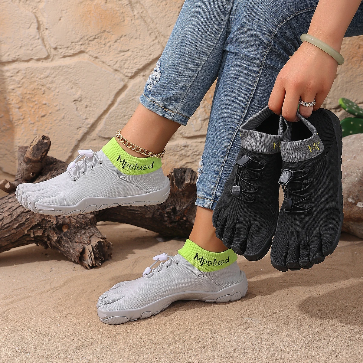 Women Five Fingers Barefoot Water Shoes Quick Dry Non Slip Aqua Shoes Summer Outdoor Beach Swimming Hiking Diving Sneakers