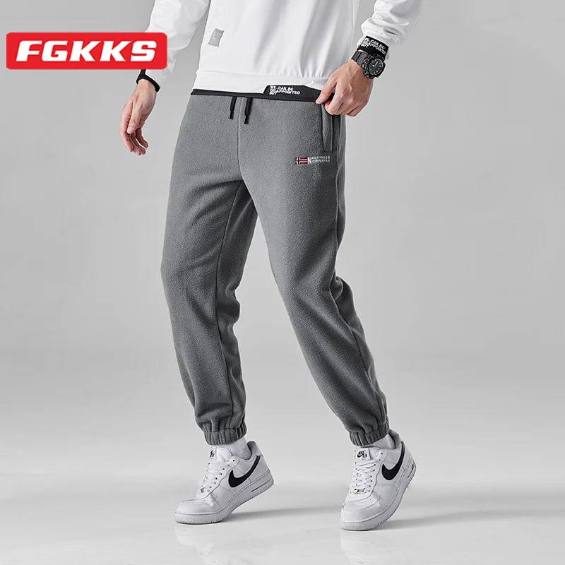 

FGKKS 2023 Outdoor Casual Pants For Men Pure Cotton Slim-Fit Corset Pants High Quality Design Hot Casual Pants For Men