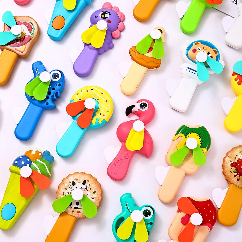 

Children's cartoon hand-pressed fan, creative animal doughnut, mini manual hand-cranked small fan, school gift toy