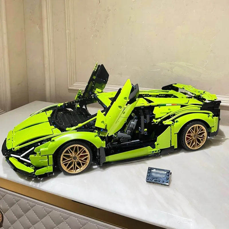 テクノロジー1:8 グリーン クラシック スーパーカー 3696ピース、メカニカルMOCブロックモデル、組み立て式男の子向けビルディングブロックおもちゃ、家の装飾ギフト