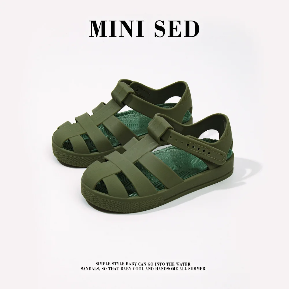 2024 Mini Sed New Arrival Girl Classical Fashion Candy Shoes Children Summer Roma Sandal Boy Simple Caual Beach Sandals SO142