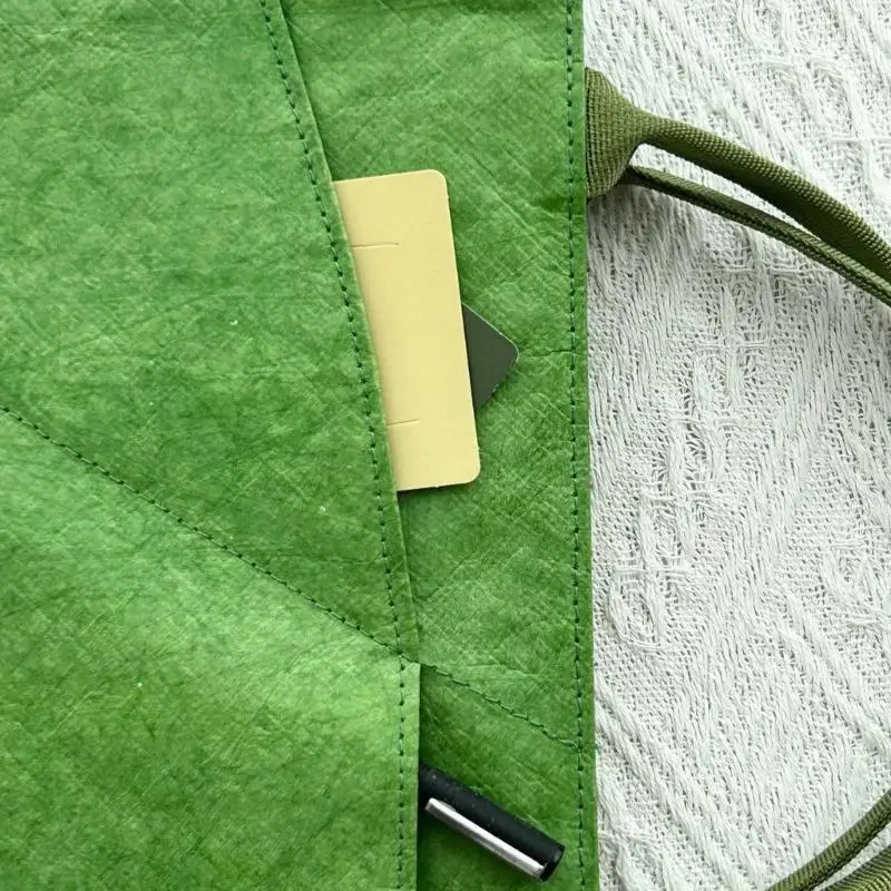 Planner Sleeve with Integrated Handle, Adjustable Paper-Like Composite Cover for Carrying Books and Notebooks Daily