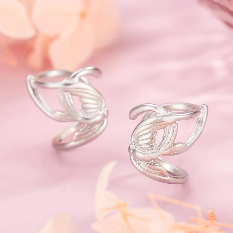 2026 New Swallow Ear Bone Clip Light Luxury Unique and Exquisite Earrings Personality No Ear Hole Ear Clip for Women KOFSAC