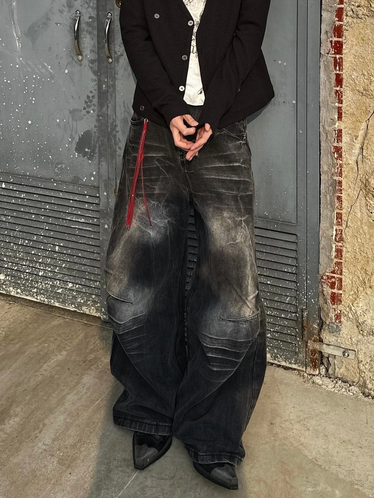 

Retro American Waed Folded Denim Jeans Men Cleanfit Premium Loose Straight Leg Wide Leg Pants Youth Trend Resistant Sinkage