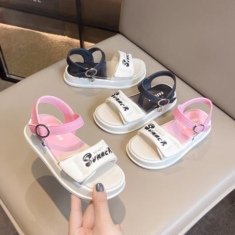 Girl's Sandals 2024 Summer New Gradient Children's Beach Shoes Girl's Lightweight and Comfortable Student Flat Sandals Shoes