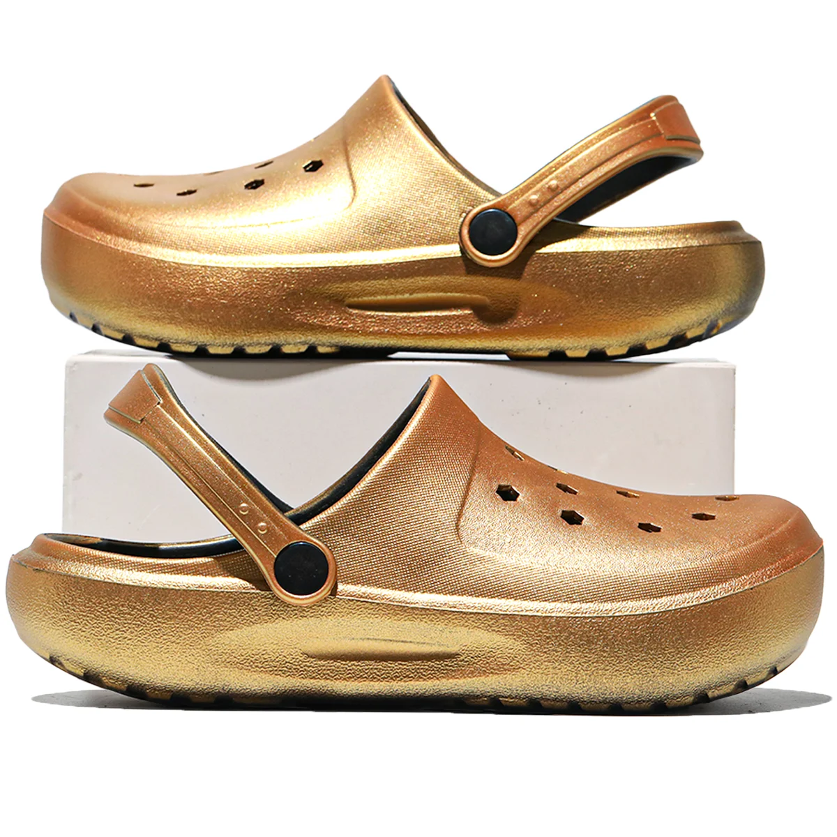 Goldene Casual Clogs und Pantoletten, Leichte EVA-Gartenschuhe, Rutschfeste Sandalen, Atmungsaktive Slip-On Schuhe für Drinnen und Draußen 666 – Detail 2