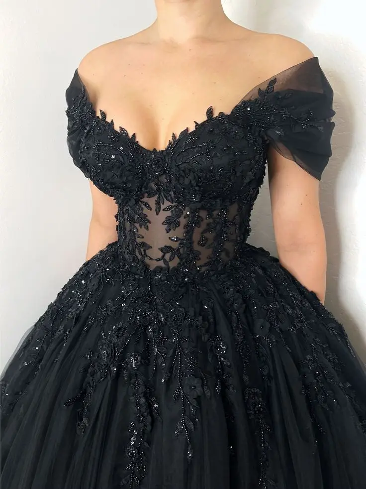 Black Evening Dress 2024 Beaded Lace Applique Off Shoulder V Neck Tulle Ball Gown Long Sweep Train Prom Gowns Elegant Woman