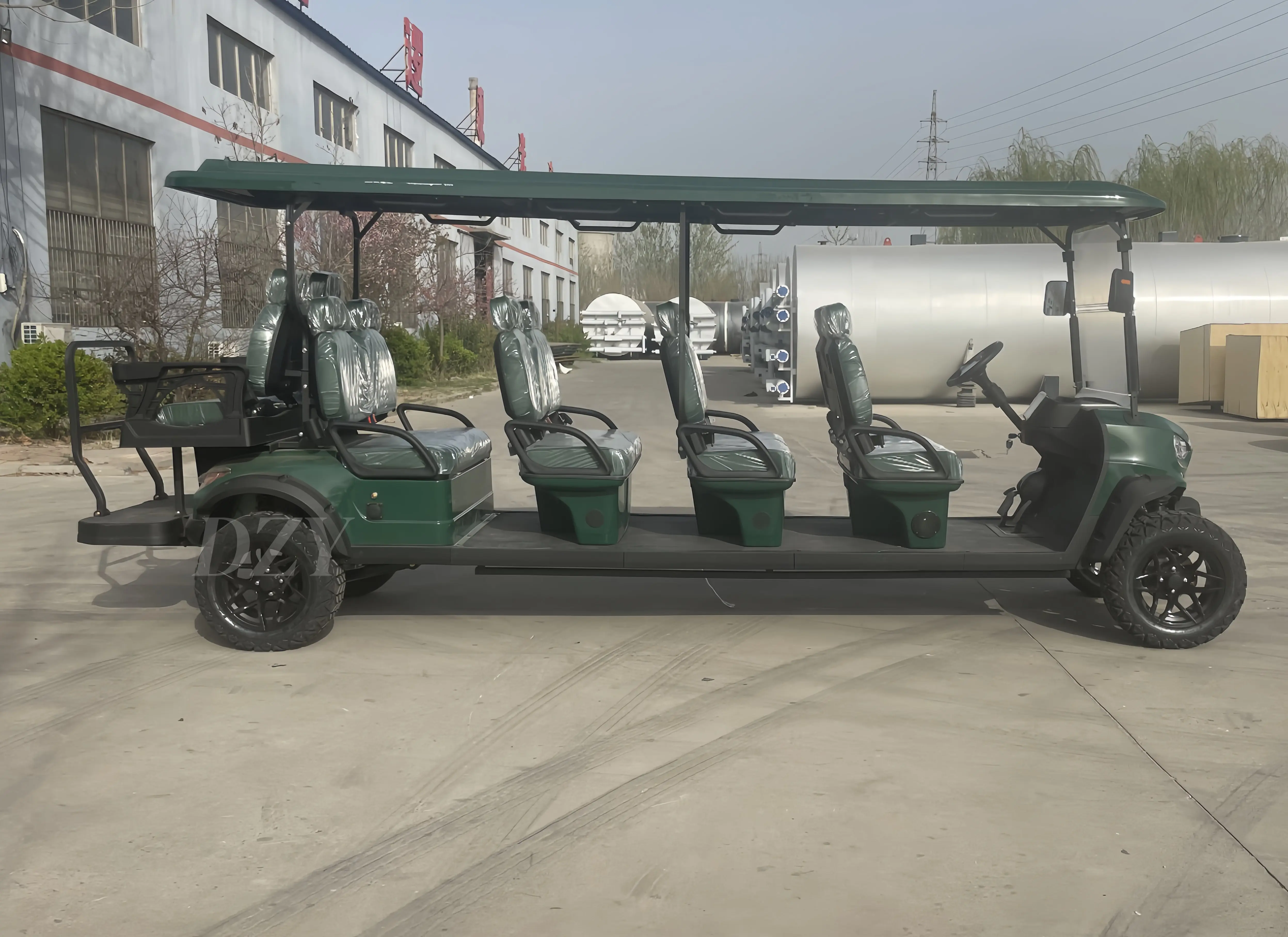 2025 أحدث تصميم فريد من نوعه 4 أشخاص نادي سيارة عربة جولف هيكل منخفض أزرق رمادي أحمر 4 + 6 مقاعد عربة جولف عربة جولف كهربائية