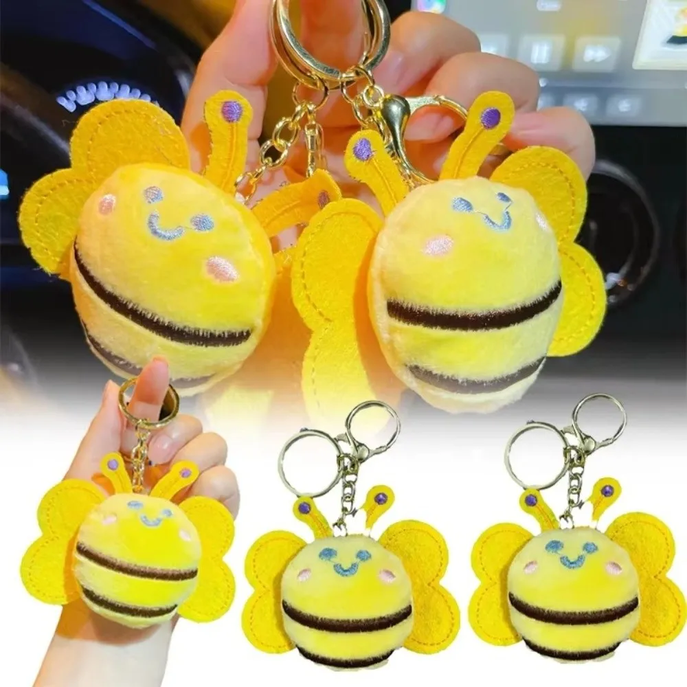 Sweet Bee Design Plush Keychain 1PC Cartoon Style Stuffed Animal Keychain Sweet Plush Hanging Ornament Cartoon Keyring For Women