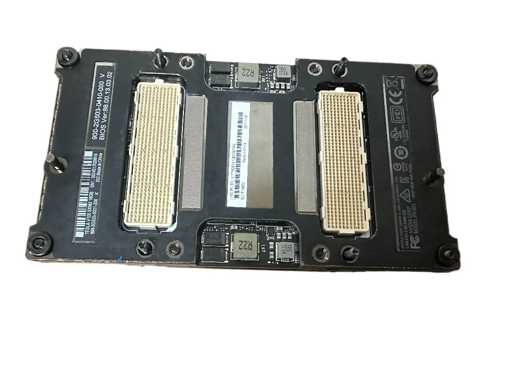 Disassemble the Nvidia Tesla V100 SXM2 16GB  computing card and the SXM2 module.