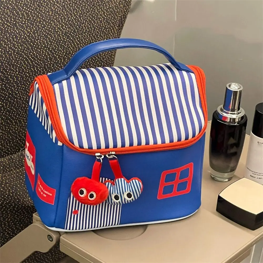 

Pu Handheld Makeup Bag Cartoon Clutch Bag House Shape Cosmetic Bag Large Capacity Multifunctional Skincare Storage Bag Outdoor