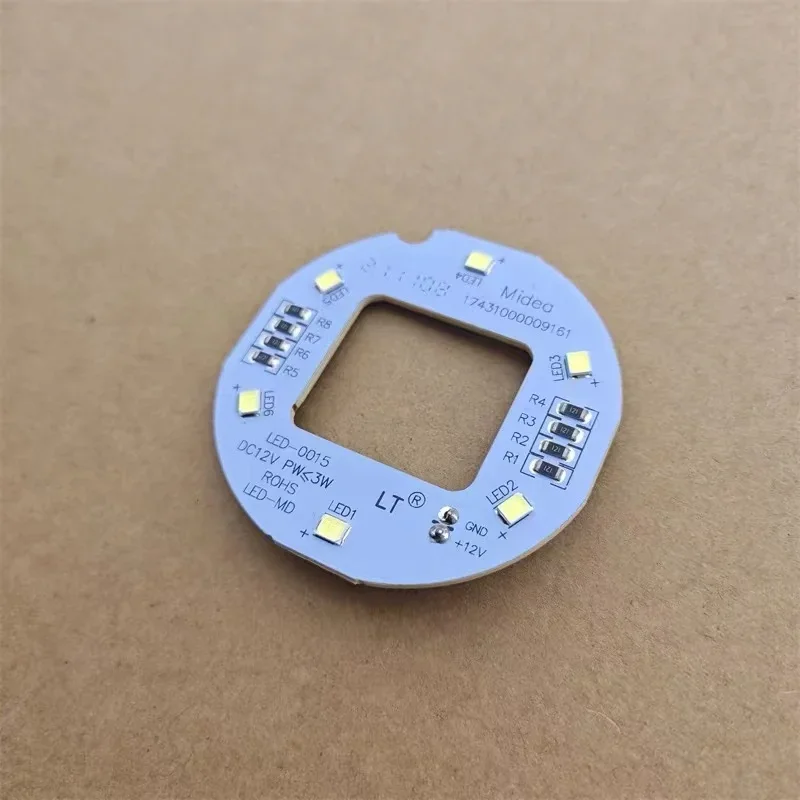 Suitable for Midea refrigerator refrigeration lighting LED round light board BCD-186WM 162 231 215 230