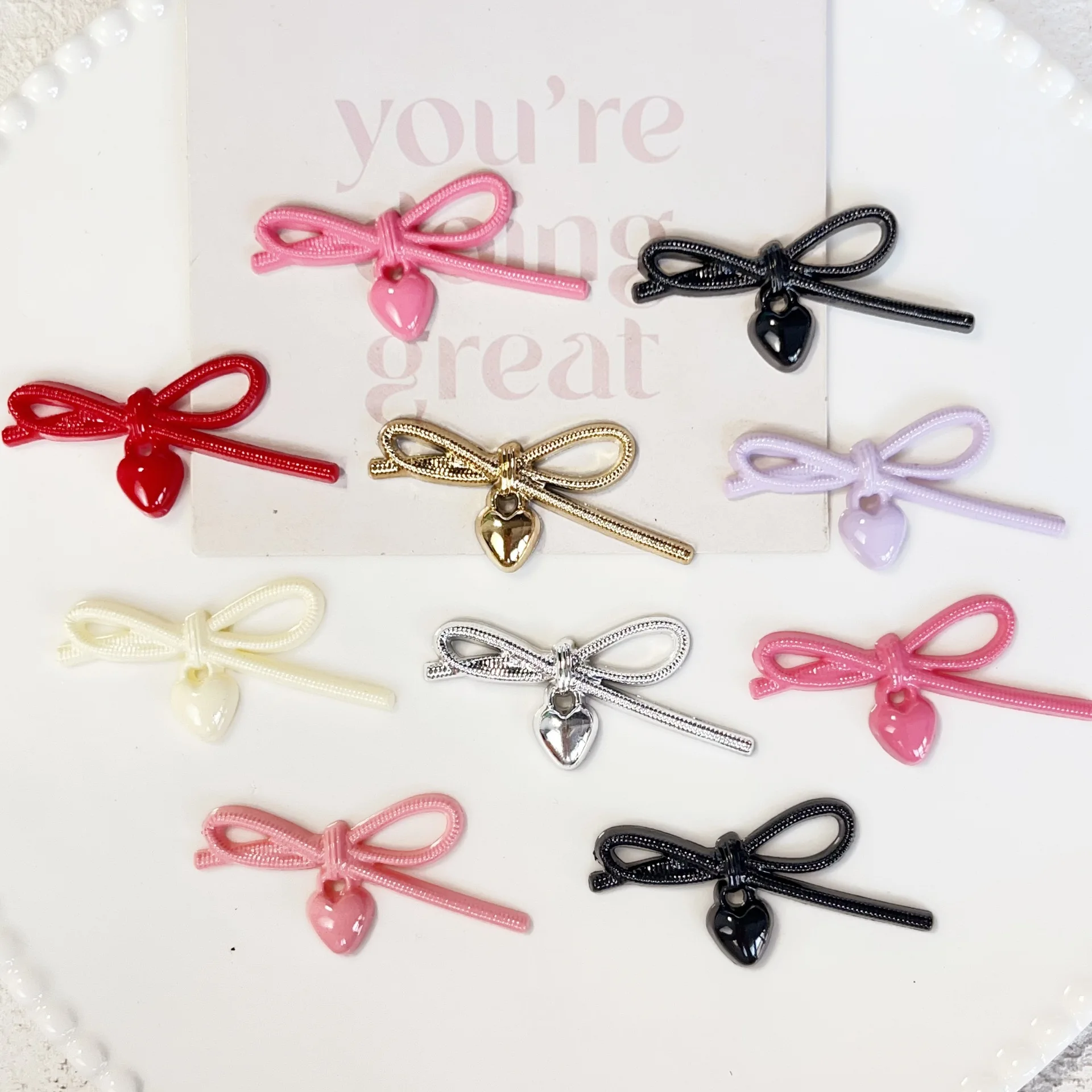 10 pezzi carino fiocco amore cuore ciondola gioielli accessori fai da te resina spazzatura custodia per cellulare scarpe con foro materiale floreale artigianato fai da te