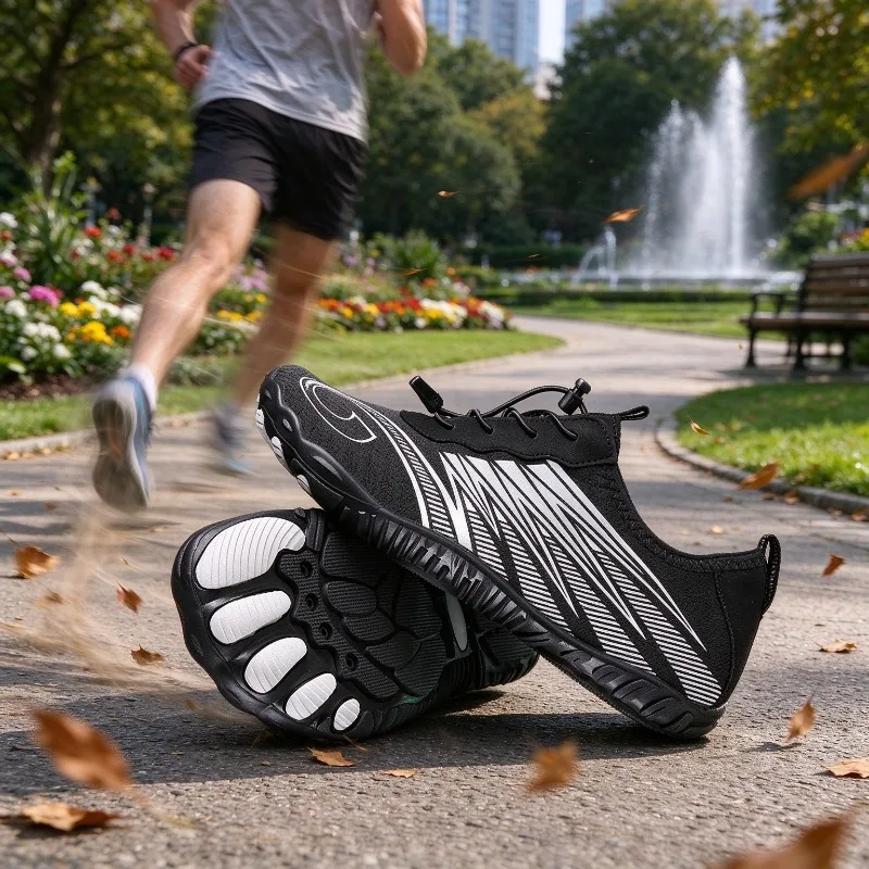 Men's fitness shoes fashion sports lightweight breathable men's casual sports shoes swimming shoes