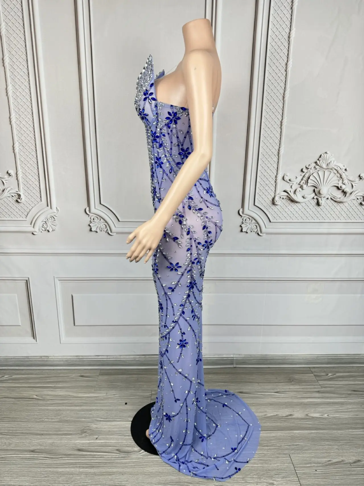 Qinghua Blue Sparkly คริสตัล Sheer ตาข่ายชุดยาวปิดไหล่เซ็กซี่สุภาพสตรีผอมชุดราตรีวันเกิด Party ถ่ายภาพสวมใส่