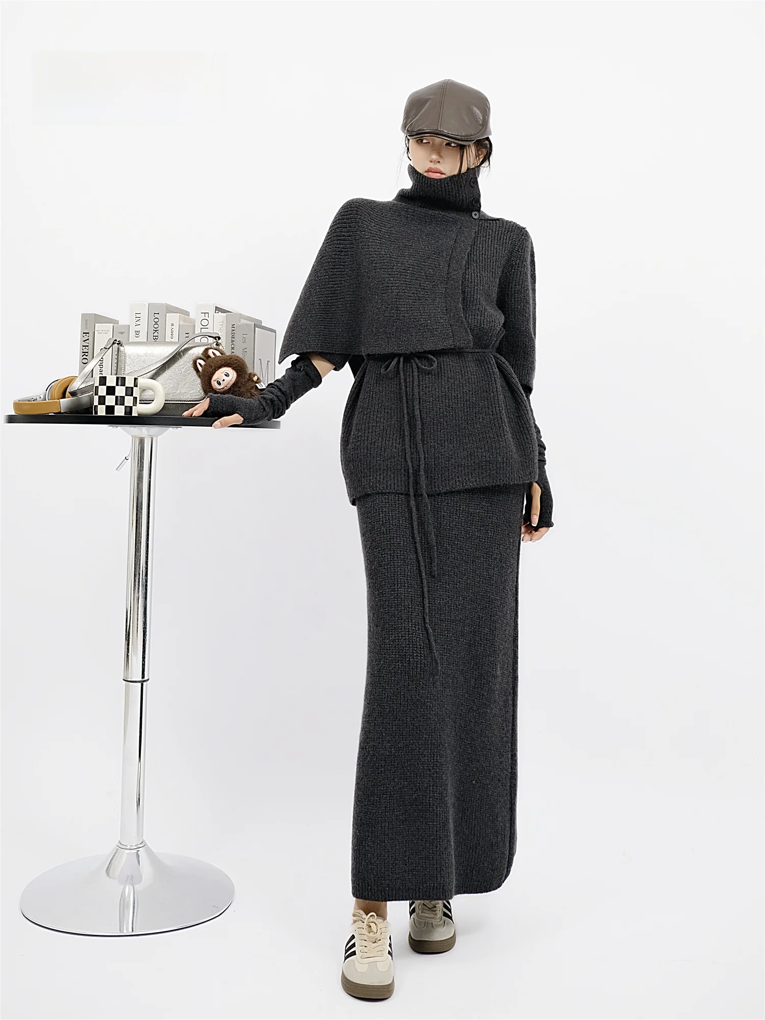 

Вязаный свитер и юбка Deep ey для женщин: осенне-зимний комплект из свободного свитера с длинными рукавами и юбки.